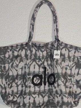 ALO Yoga Gray Tie-Dye Canvas Tote